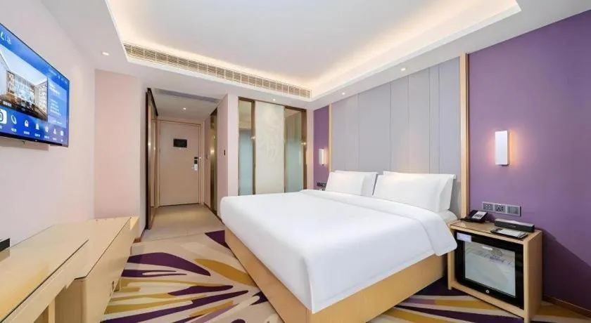 Bed in Lavande Hotel Shaoguan Bainian East Street Fengcai Building