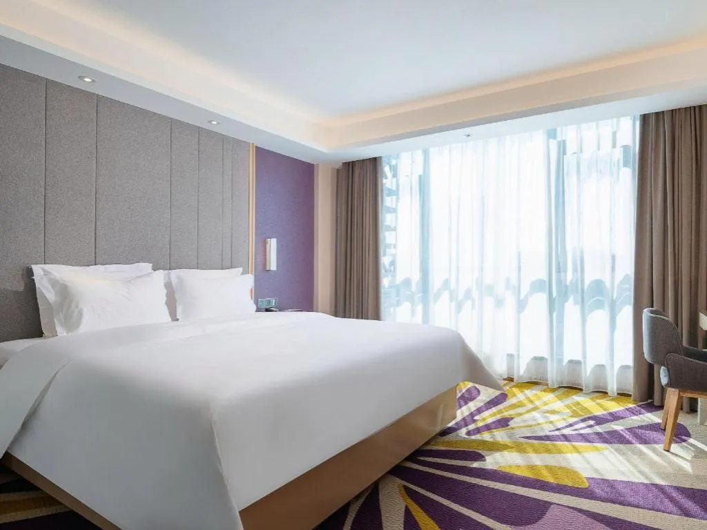Bed in Lavande Hotel Shaoguan Bainian East Street Fengcai Building