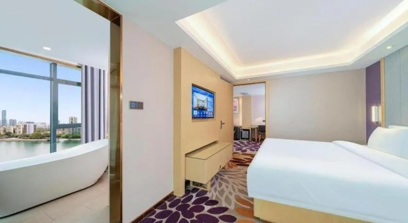 Bed in Lavande Hotel Shaoguan Bainian East Street Fengcai Building