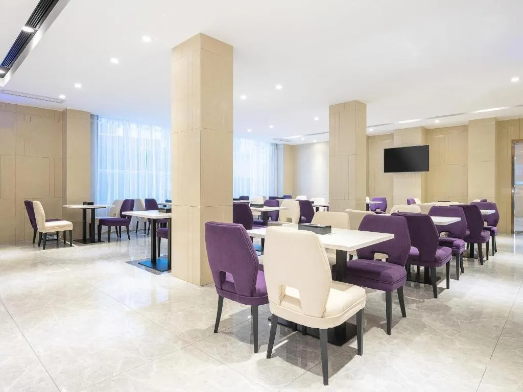 Lavande Hotel Shaoguan Bainian East Street Fengcai Building