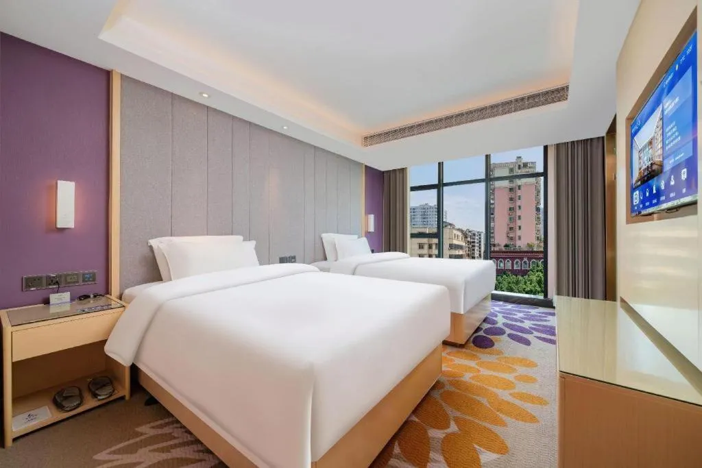 Bed in Lavande Hotel Shaoguan Bainian East Street Fengcai Building