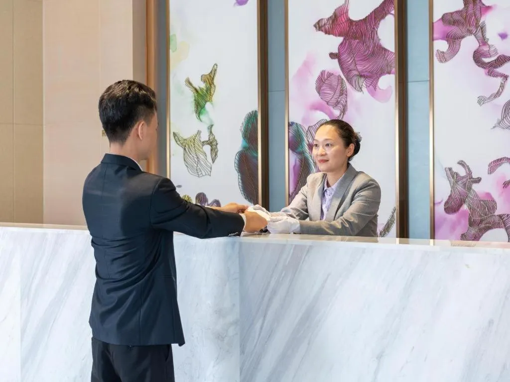 Lavande Hotel Shaoguan Bainian East Street Fengcai Building