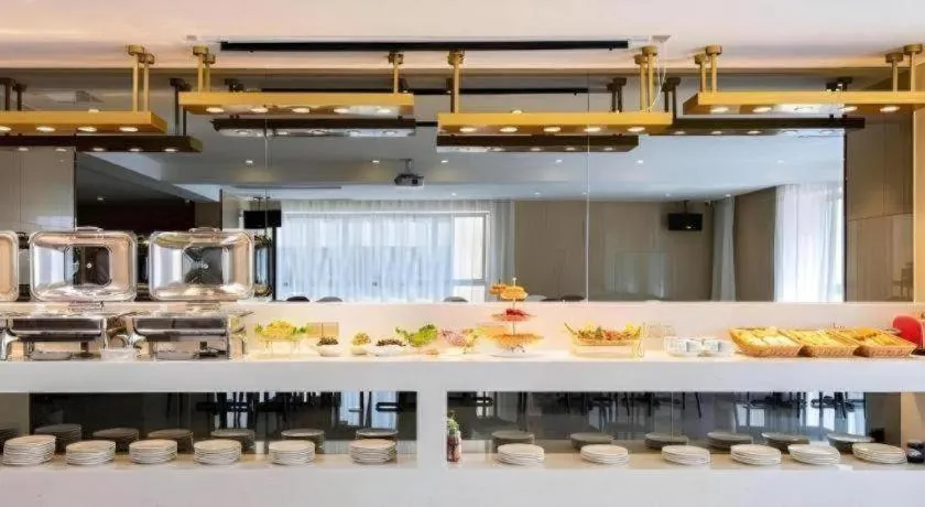 Lavande Hotel Kunming Railway Station