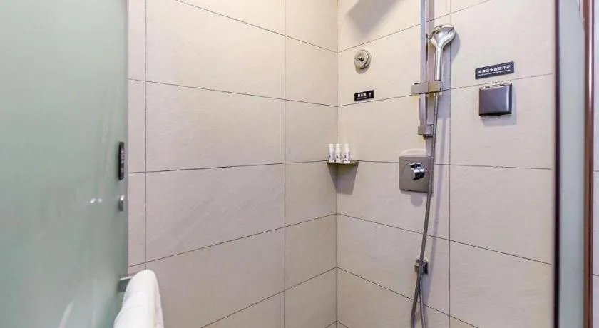 Lavande Hotel Kunming Railway Station