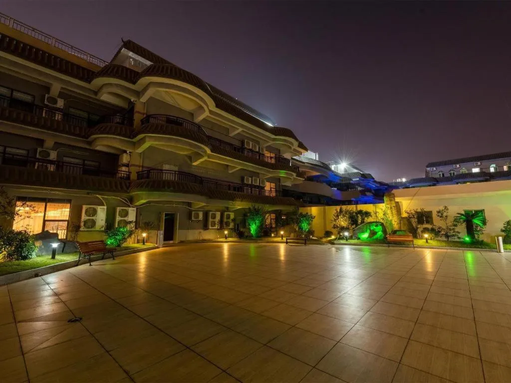 Lavande Hotel Dongguan Shijie Jiarong Shopping Plaza Liuhua Metro Station