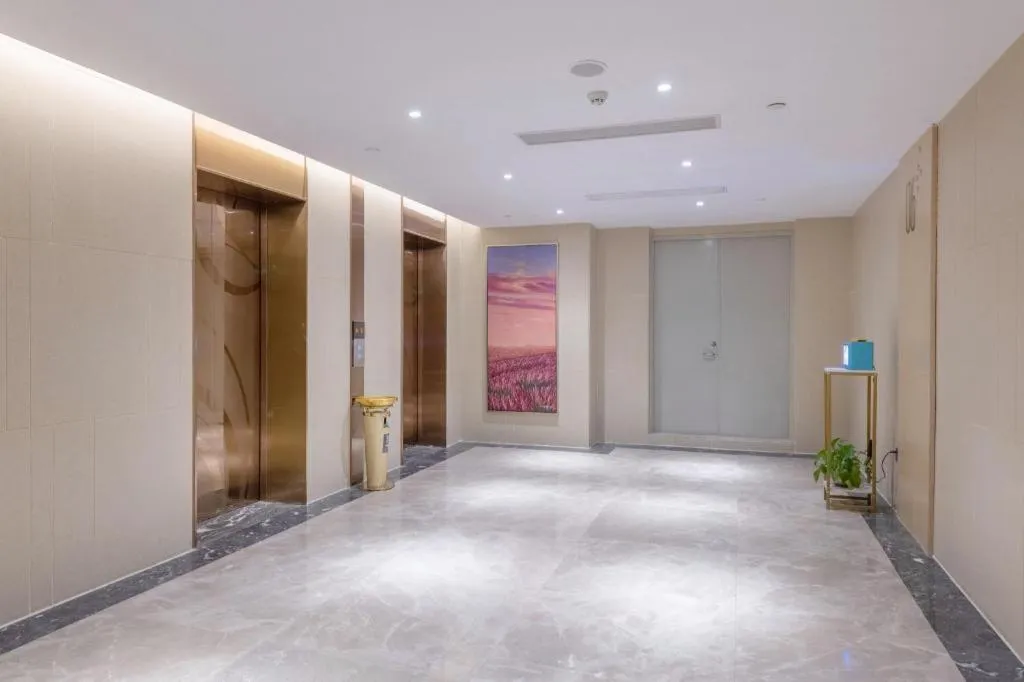 Lavande Hotel Dongguan Shijie Jiarong Shopping Plaza Liuhua Metro Station