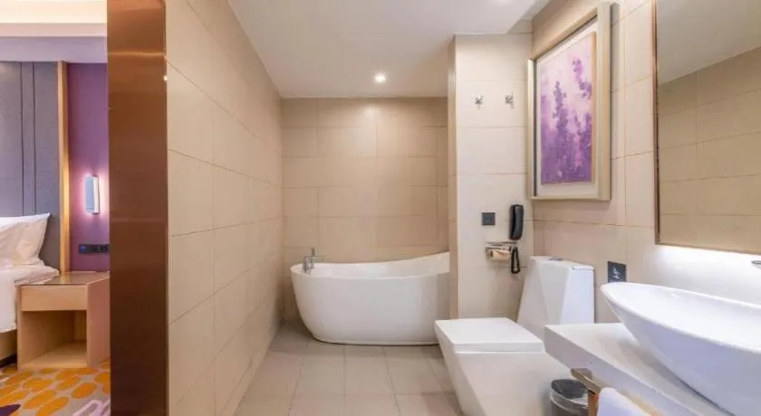 Lavande Hotel Dongguan Shijie Jiarong Shopping Plaza Liuhua Metro Station