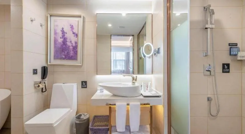 Lavande Hotel Dongguan Shijie Jiarong Shopping Plaza Liuhua Metro Station
