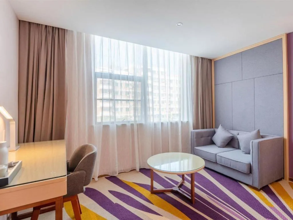 Lavande Hotel Dongguan Shijie Jiarong Shopping Plaza Liuhua Metro Station