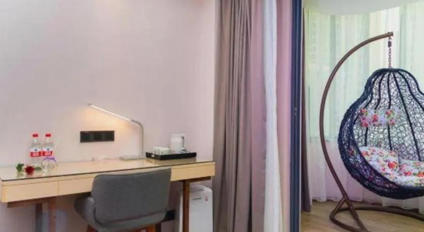 Lavande Hotel Dongguan Shijie Jiarong Shopping Plaza Liuhua Metro Station