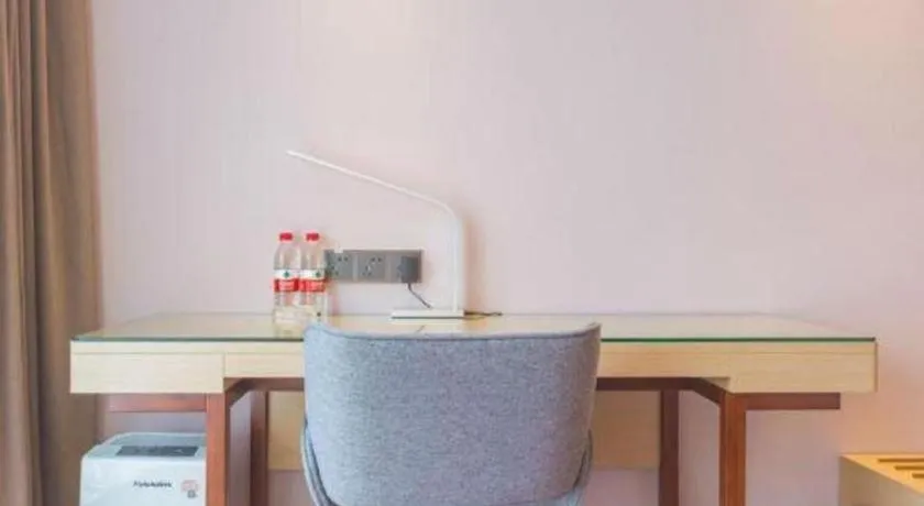 Lavande Hotel Dongguan Shijie Jiarong Shopping Plaza Liuhua Metro Station