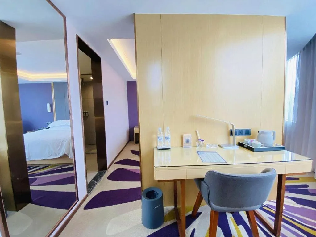 Bed in Lavande Hotel Dongguan Shijie Jiarong Shopping Plaza Liuhua Metro Station