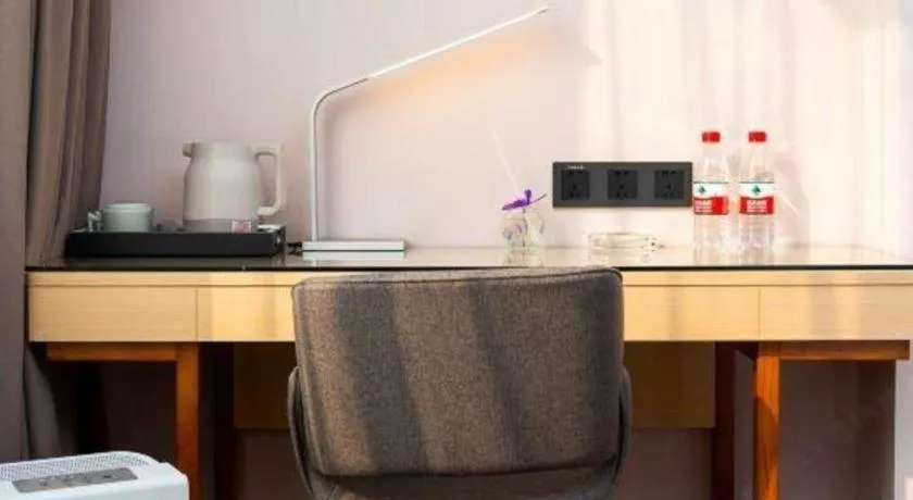 Lavande Hotel Dongguan Shijie Jiarong Shopping Plaza Liuhua Metro Station