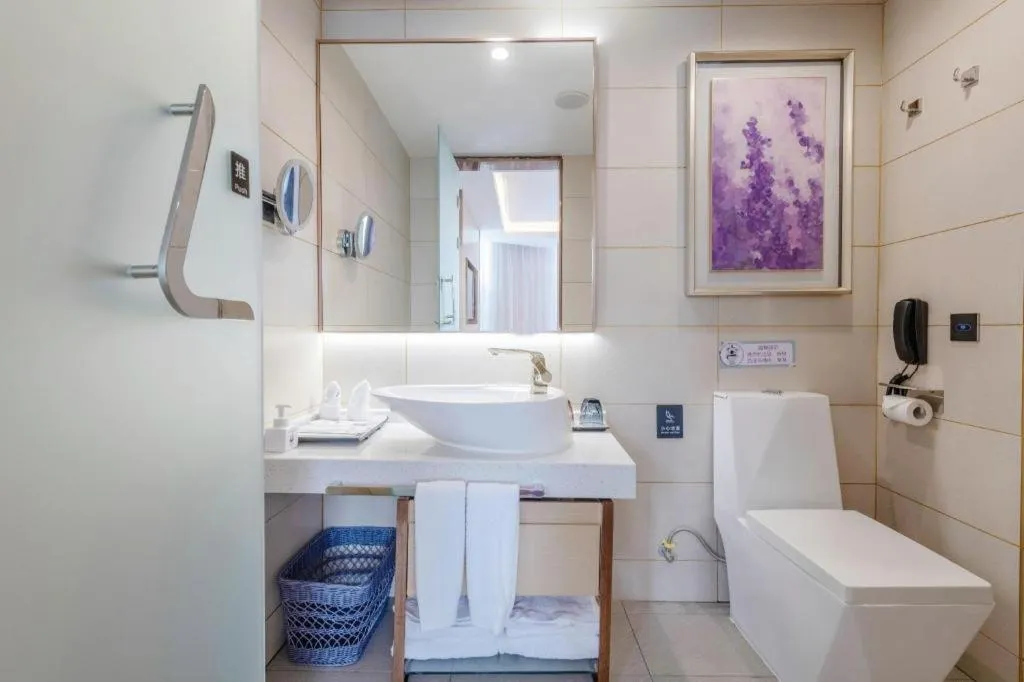 Lavande Hotel Dongguan Shijie Jiarong Shopping Plaza Liuhua Metro Station