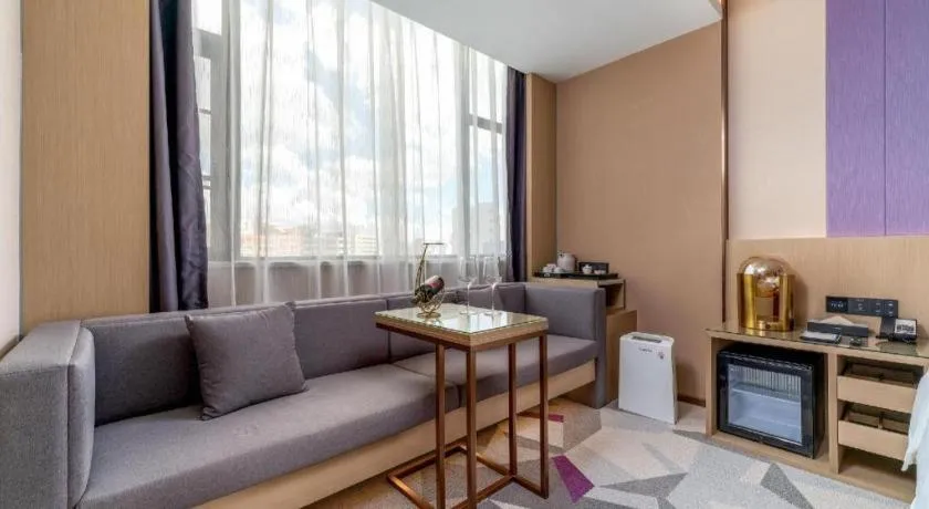 Lavande Hotel Chaozhou Fortune Center Lin Street