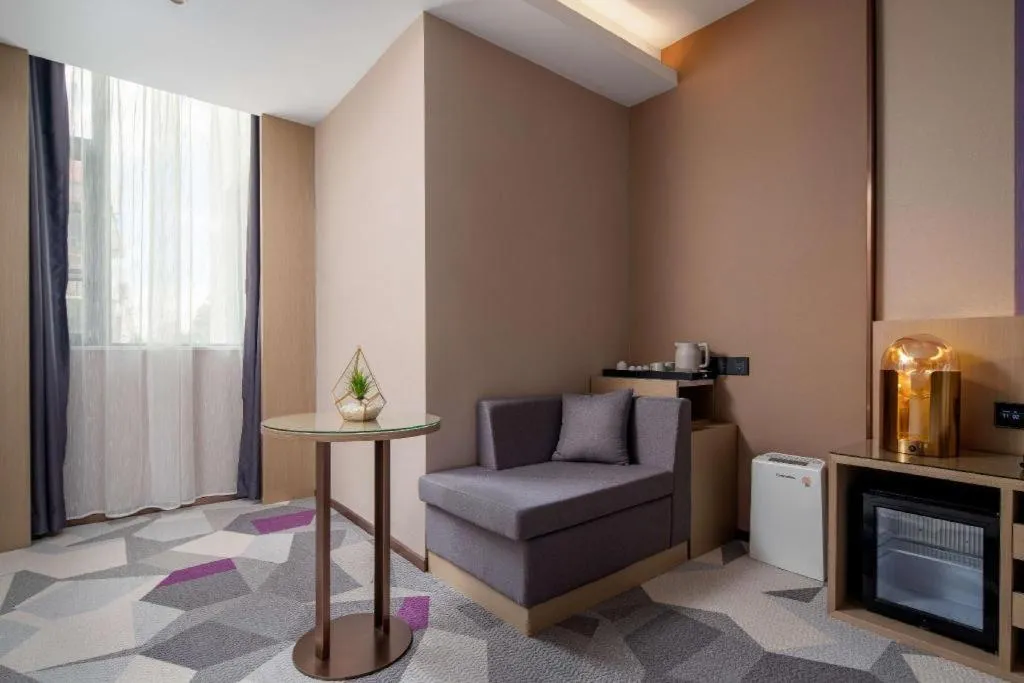 Lavande Hotel Chaozhou Fortune Center Lin Street