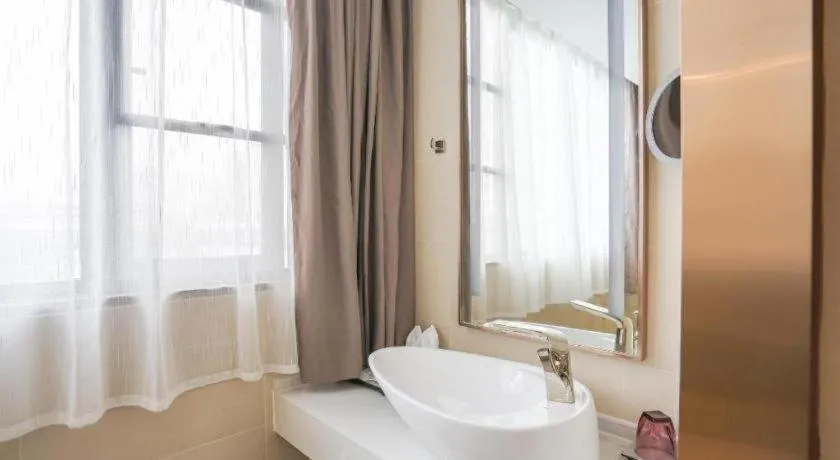 Lavande Hotel Wuhan Jianghan Road Jiqing Street