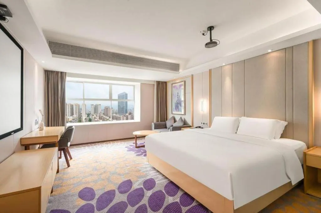 Bed in Lavande Hotel Maoming High-speed Railway Station Xinfu Road