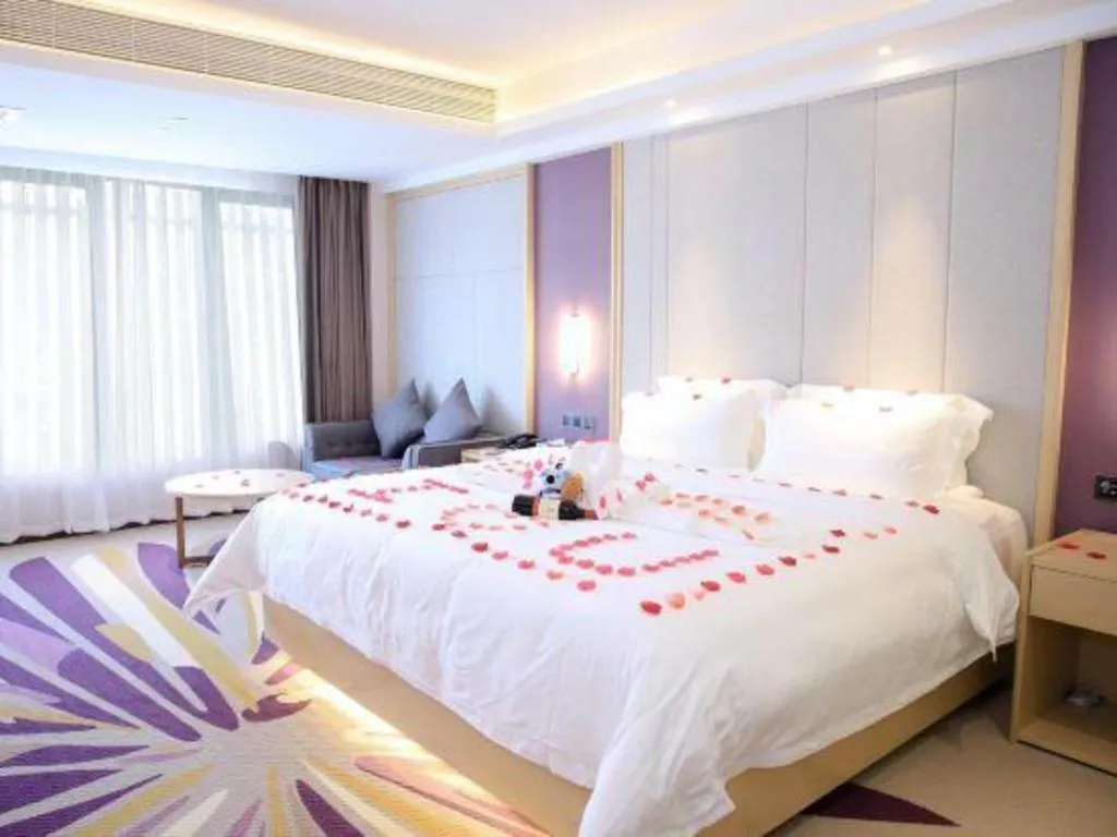 Bed in Lavande Hotel Maoming High-speed Railway Station Xinfu Road