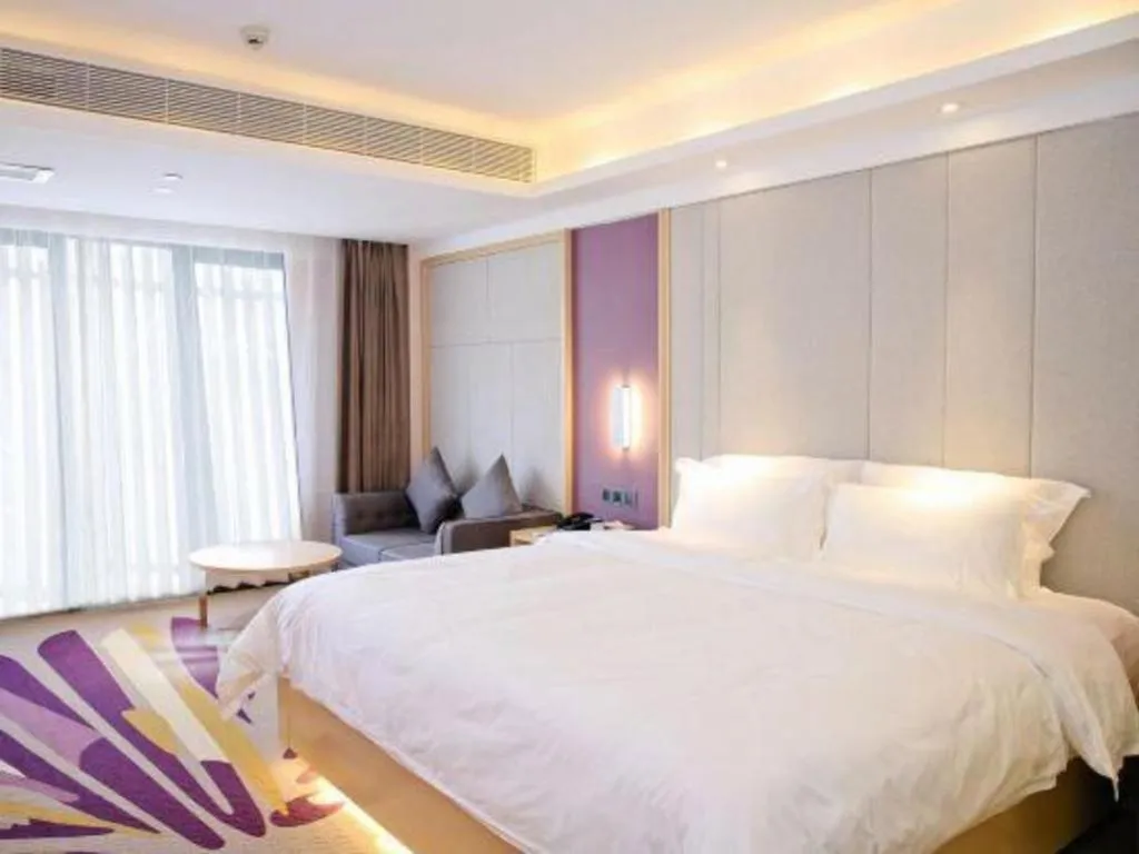 Bed in Lavande Hotel Maoming High-speed Railway Station Xinfu Road