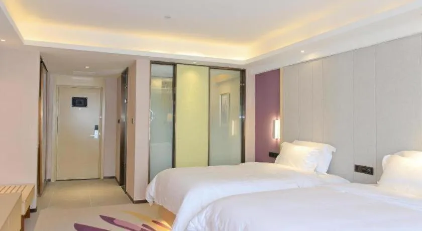 Bed in Lavande Hotel Maoming High-speed Railway Station Xinfu Road