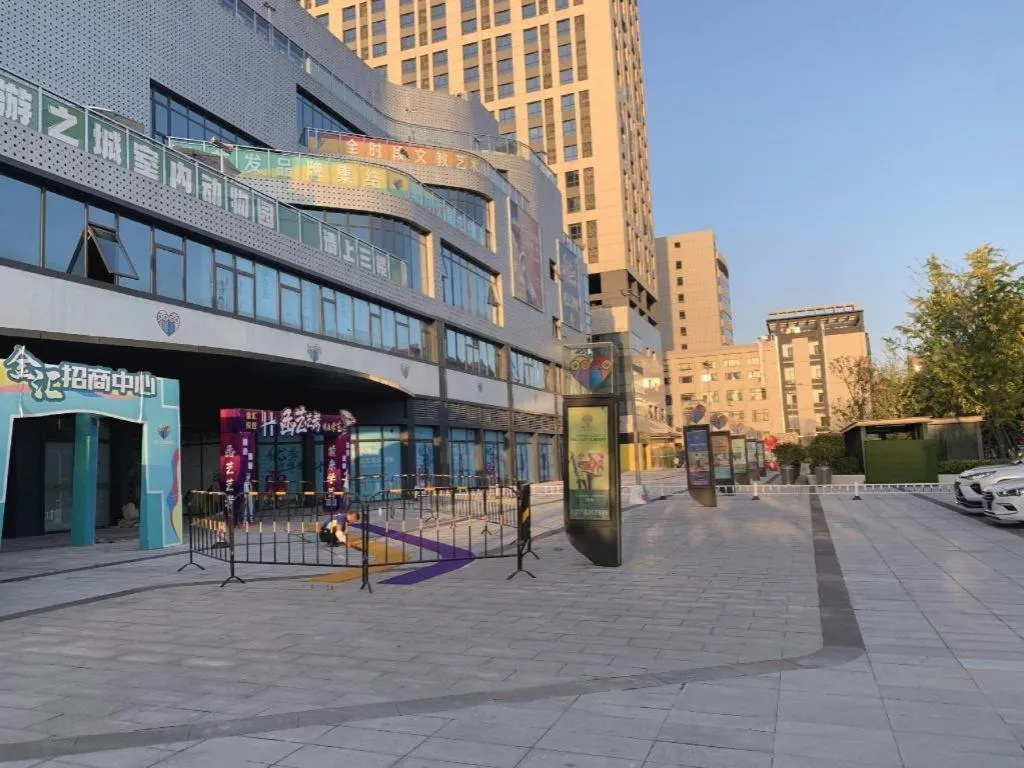 Lavande Hotel Xuchang Pangdonglai Hengdajinhui Plaza