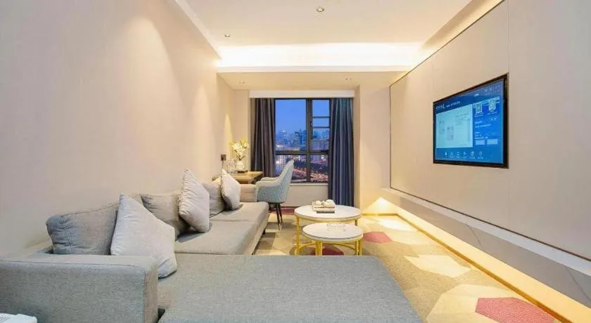 Lavande Hotel Xuchang Pangdonglai Hengdajinhui Plaza