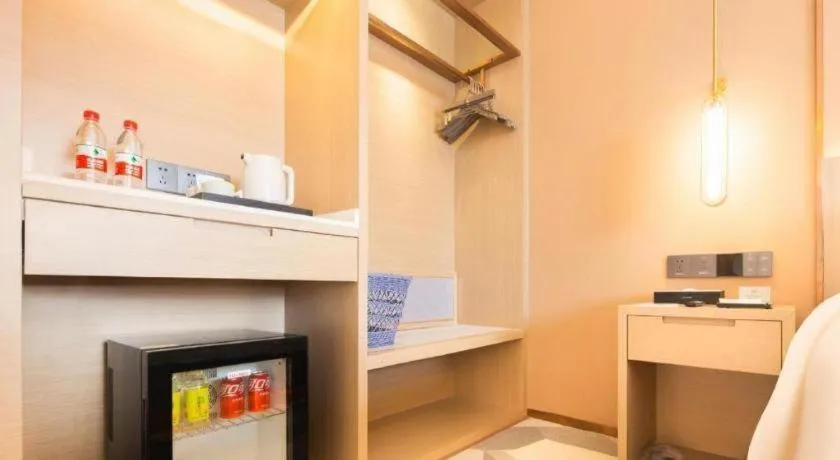 Lavande Hotel Xuchang Pangdonglai Hengdajinhui Plaza