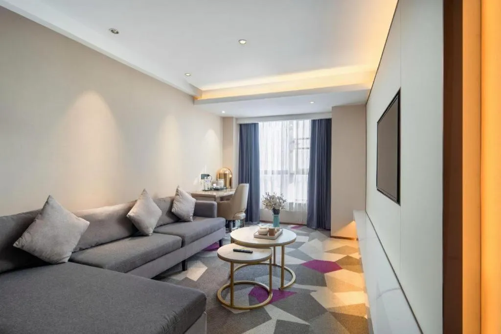 Lavande Hotel Xuchang Pangdonglai Hengdajinhui Plaza