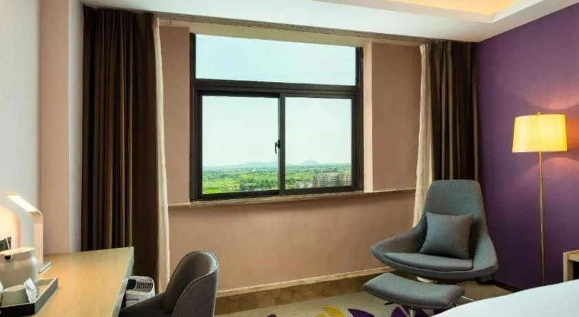 Lavande Hotel Shanwei Haifeng Fenghuang New City Tianhong Plaza
