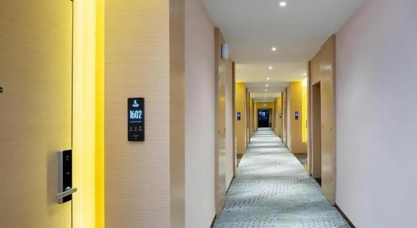 Lavande Hotel Shanwei Haifeng Fenghuang New City Tianhong Plaza