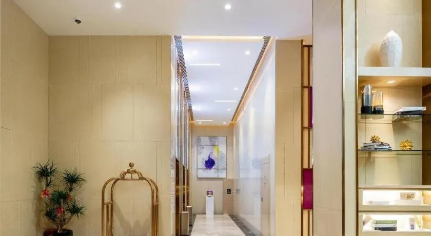 Lavande Hotel Shanwei Haifeng Fenghuang New City Tianhong Plaza