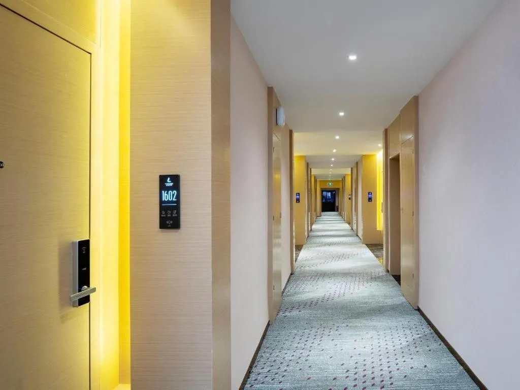Lavande Hotel Shanwei Haifeng Fenghuang New City Tianhong Plaza