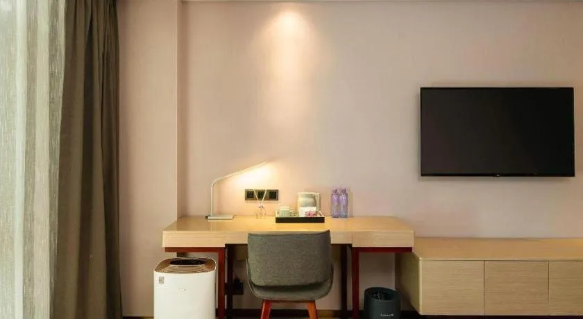 Lavande Hotel Shanwei Haifeng Fenghuang New City Tianhong Plaza