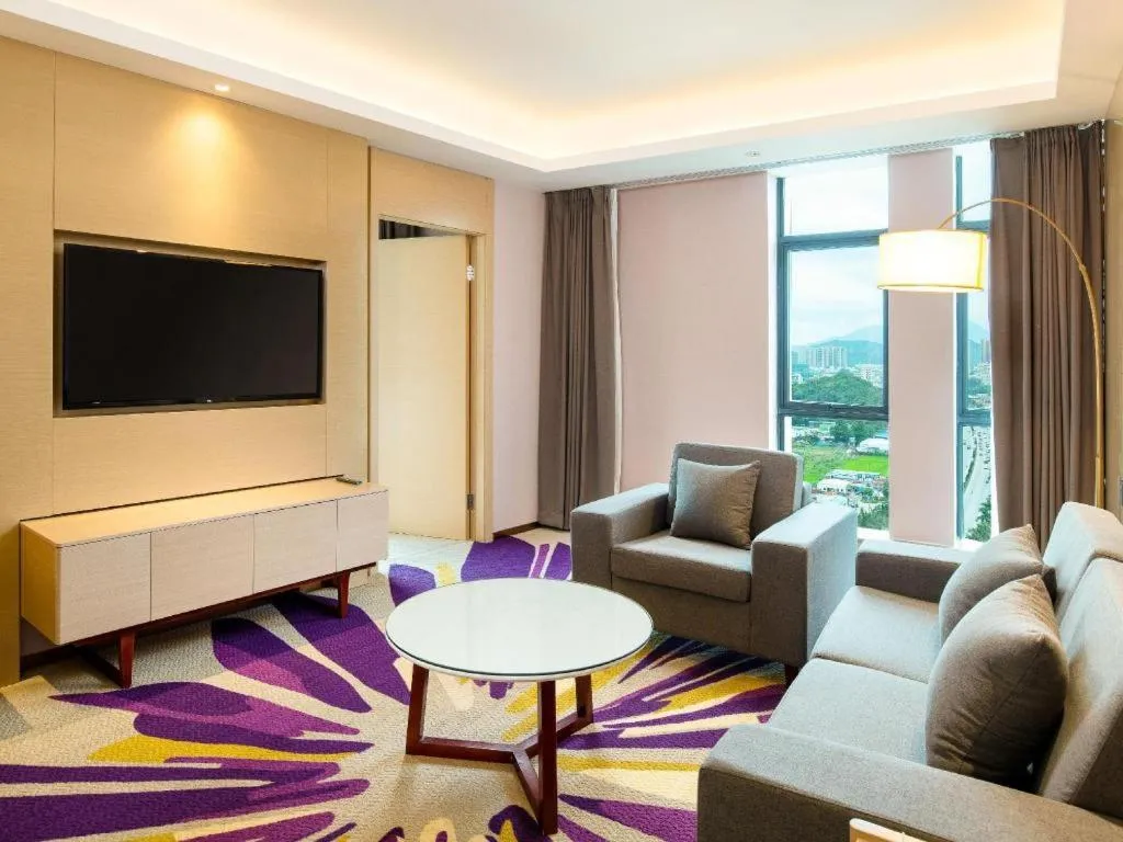 Lavande Hotel Shanwei Haifeng Fenghuang New City Tianhong Plaza