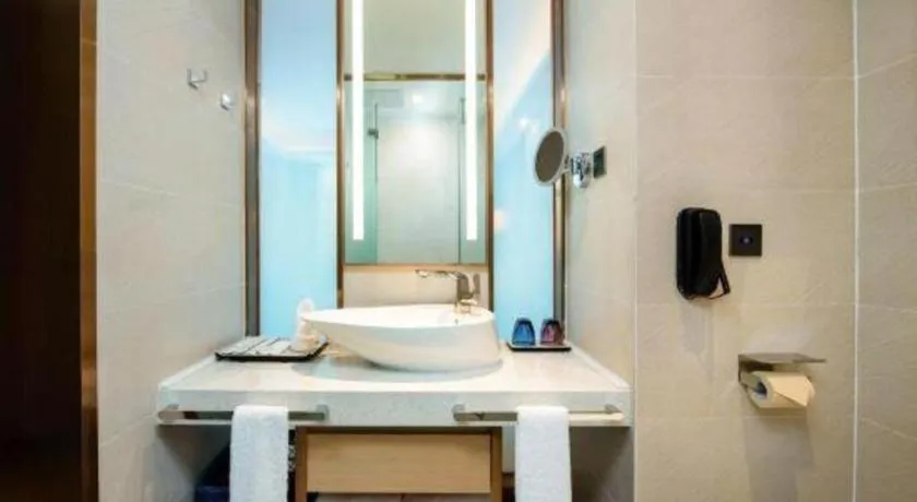 Lavande Hotel Shanwei Haifeng Fenghuang New City Tianhong Plaza