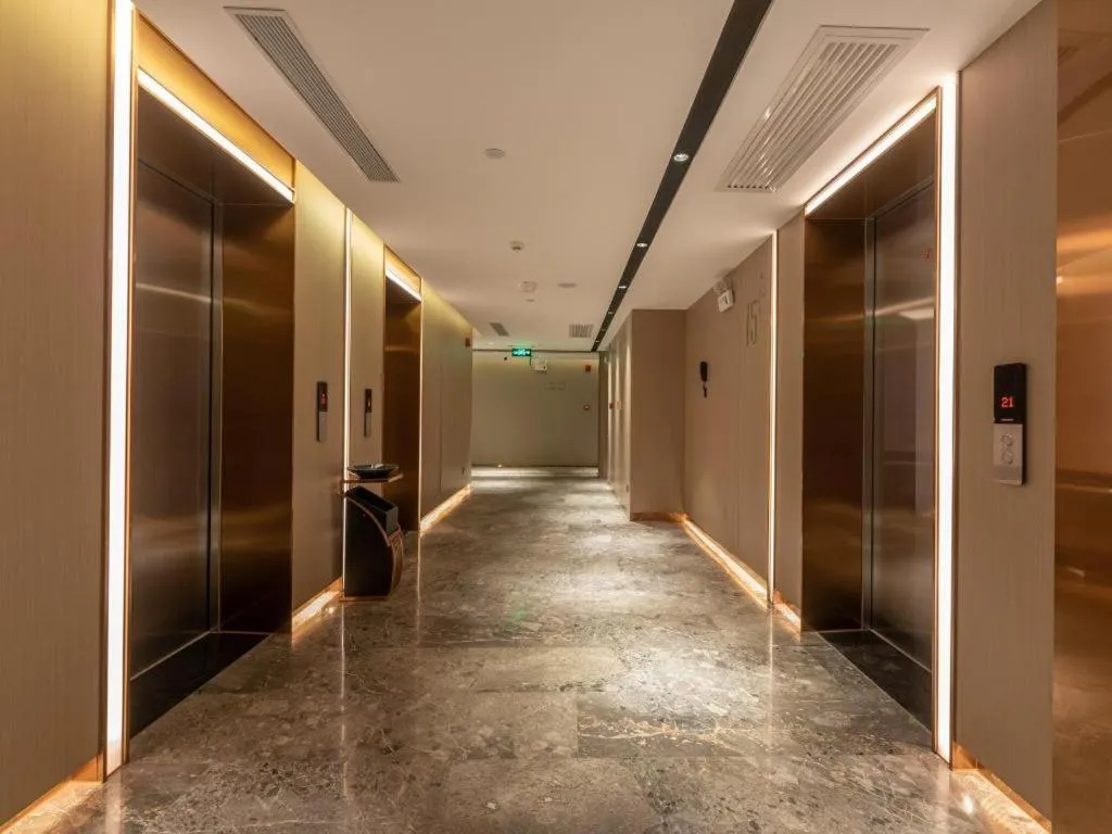 Lavande Hotel Pingnan Financial Investment Building