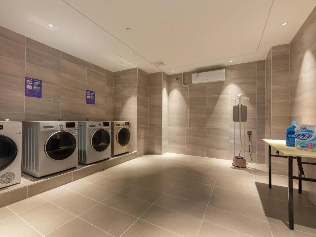 Lavande Hotel Pingnan Financial Investment Building