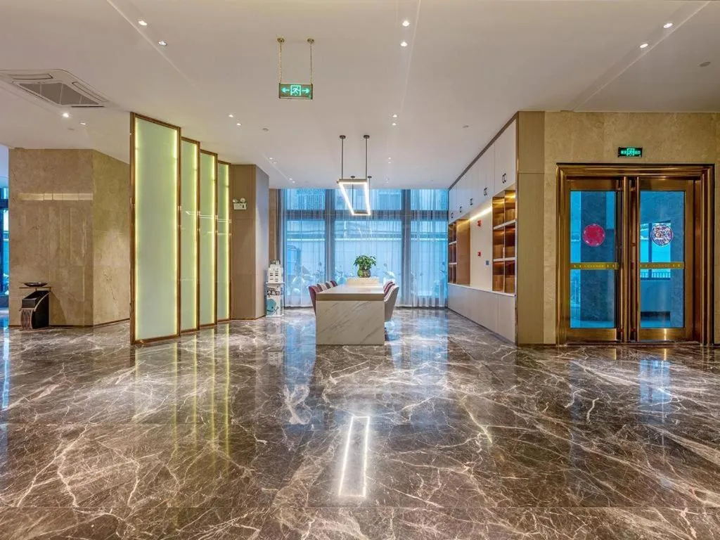 Lavande Hotel Pingnan Financial Investment Building