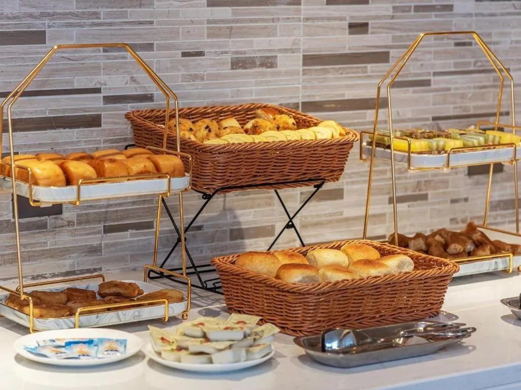 Lavande Hotel Pingnan Financial Investment Building