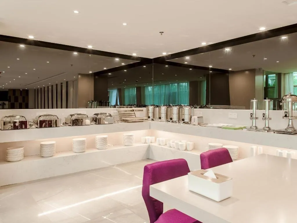 Lavande Hotel Yantai Laiyang City Center