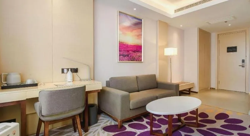 Lavande Hotel Yantai Laiyang City Center