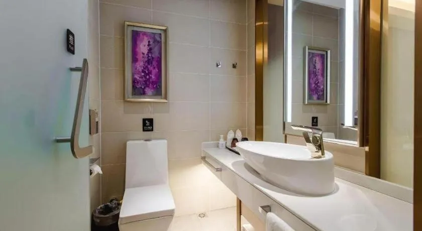 Lavande Hotel Yantai Laiyang City Center