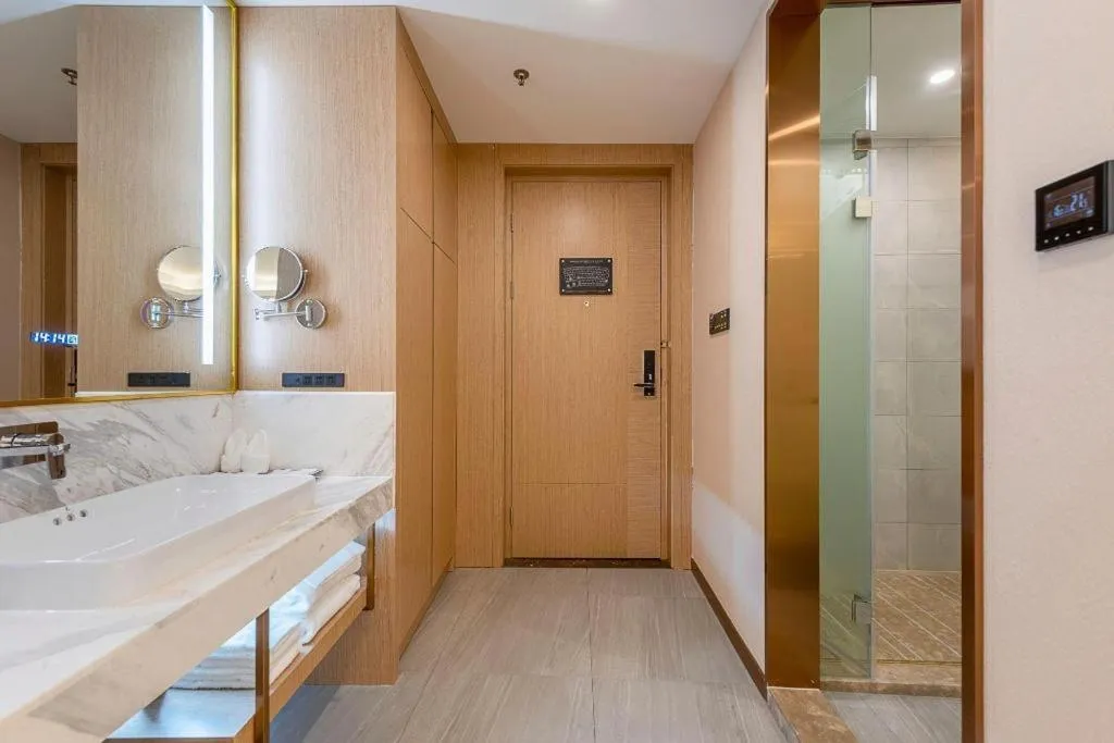 Lavande Hotel Foshan Shunde Daliang Qinghuiyuan Shihu Road