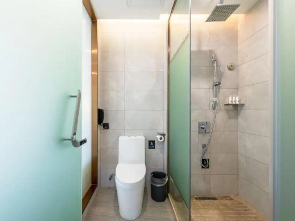 Lavande Hotel Foshan Shunde Daliang Qinghuiyuan Shihu Road