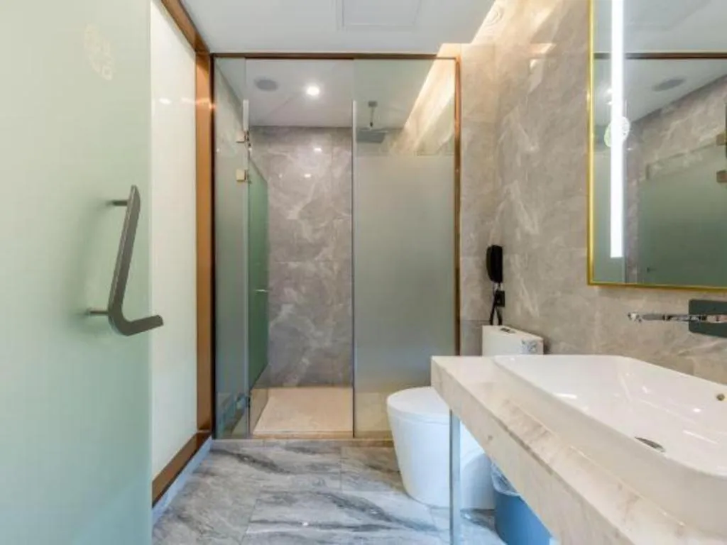 Lavande Hotel Foshan Shunde Daliang Qinghuiyuan Shihu Road