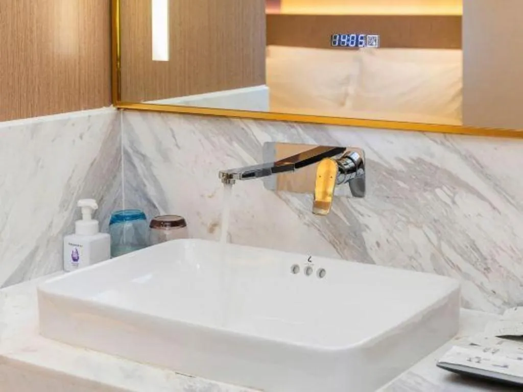 Lavande Hotel Foshan Shunde Daliang Qinghuiyuan Shihu Road