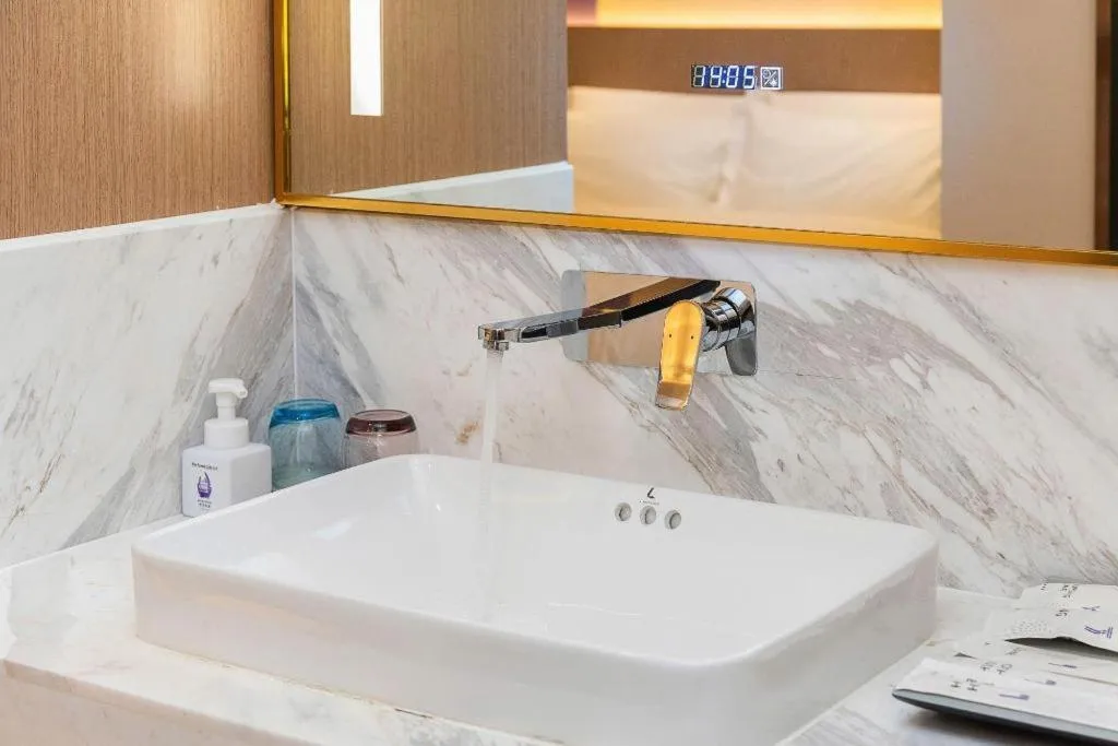 Lavande Hotel Foshan Shunde Daliang Qinghuiyuan Shihu Road