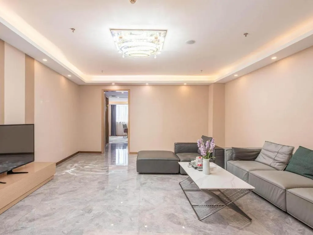 Lavande Hotel Foshan Shunde Daliang Qinghuiyuan Shihu Road