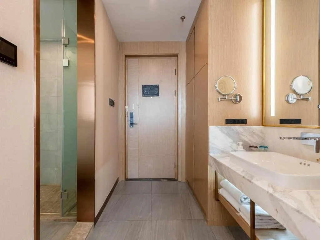 Lavande Hotel Foshan Shunde Daliang Qinghuiyuan Shihu Road